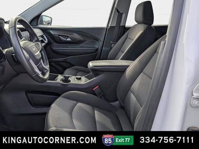 Used 2024 GMC Terrain SLE w/ Driver Convenience Package image 12