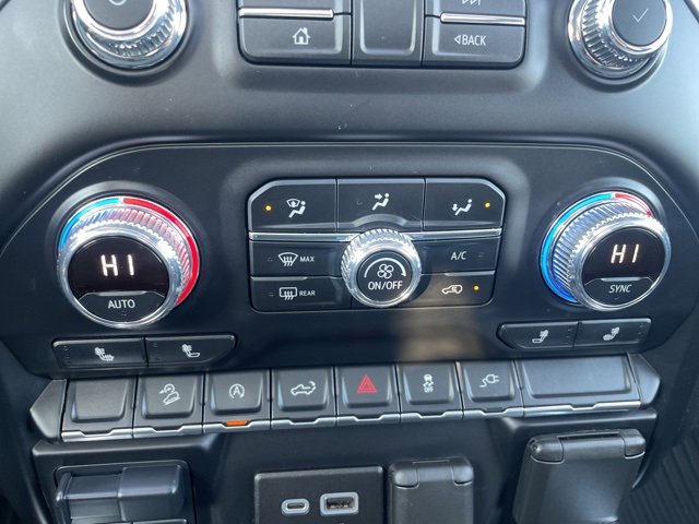 Used 2020 GMC Sierra 1500 Elevation image 29