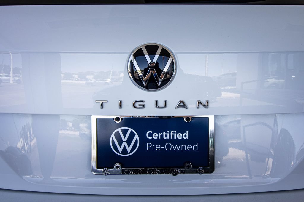 Used 2023 Volkswagen Tiguan S w/ Driver Assistance Package FWD image 18