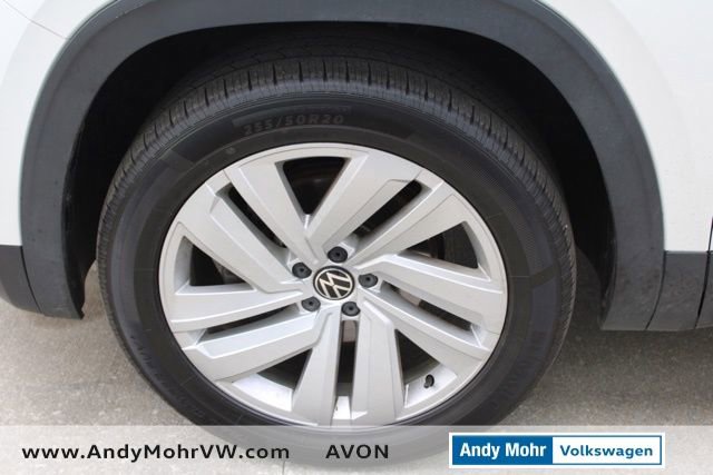 Used 2020 Volkswagen Atlas Cross Sport SE w/ Towing Package image 15