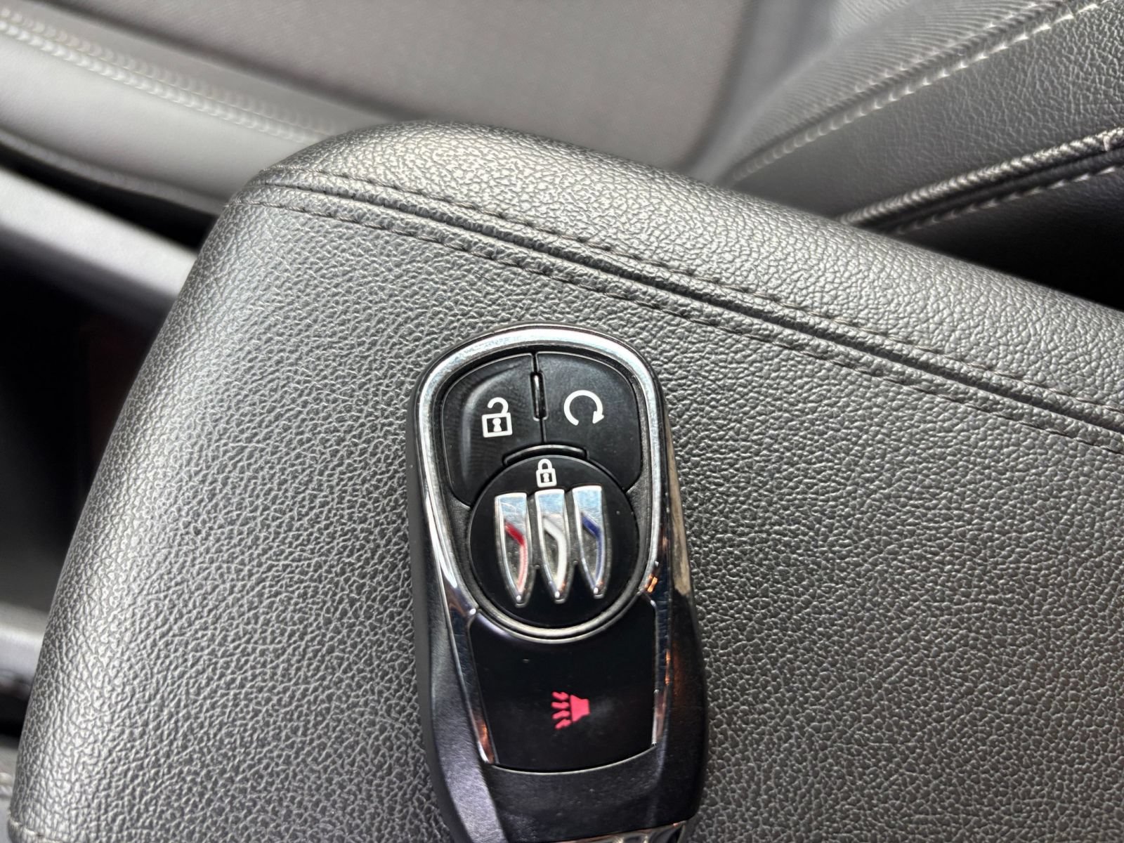 Used 2025 Buick Encore GX Preferred FWD image 22