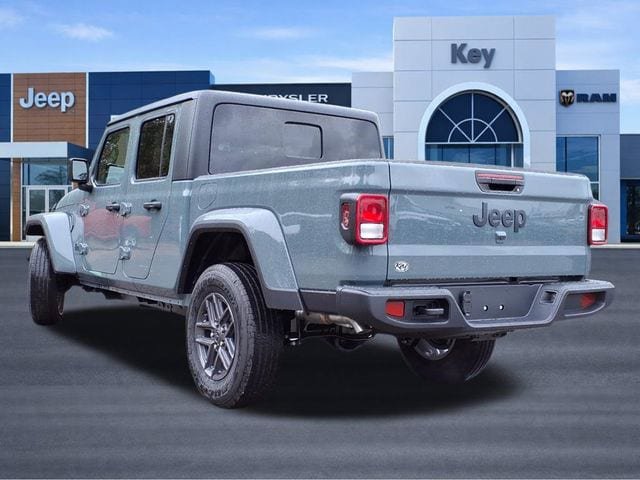 New 2025 Jeep Gladiator Sport AWD/4WD image 5