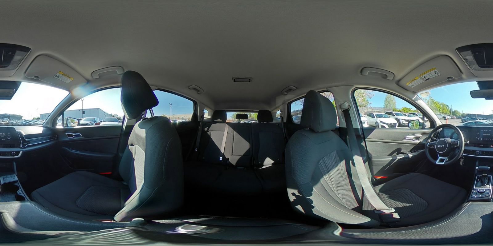 Used 2025 Kia Sportage LX FWD image 37