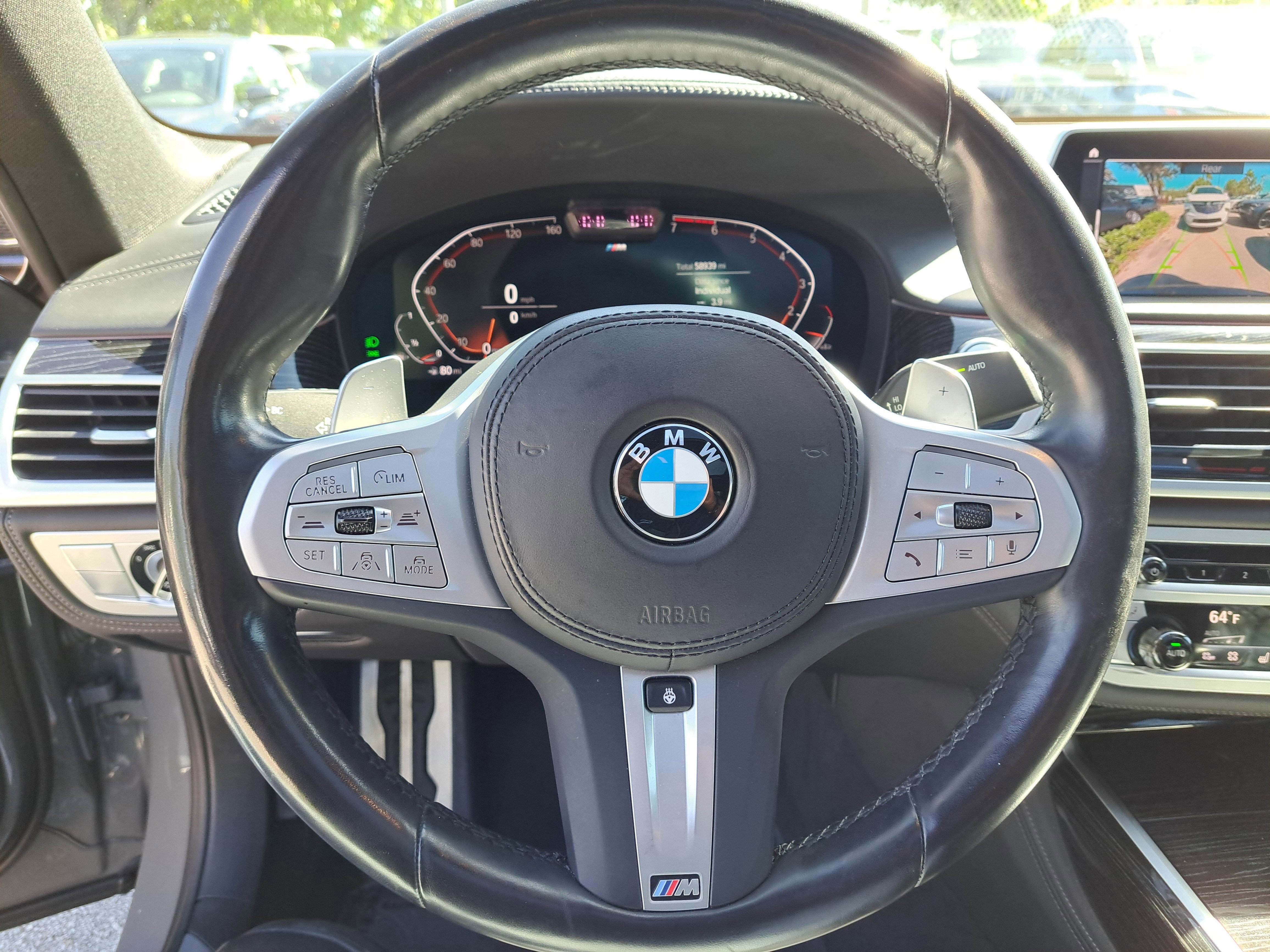 Used 2022 BMW 750i xDrive w/ Executive Package image 14