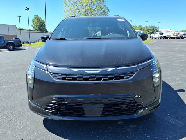 New 2027 Chrysler Pacifica Limited FWD image 2