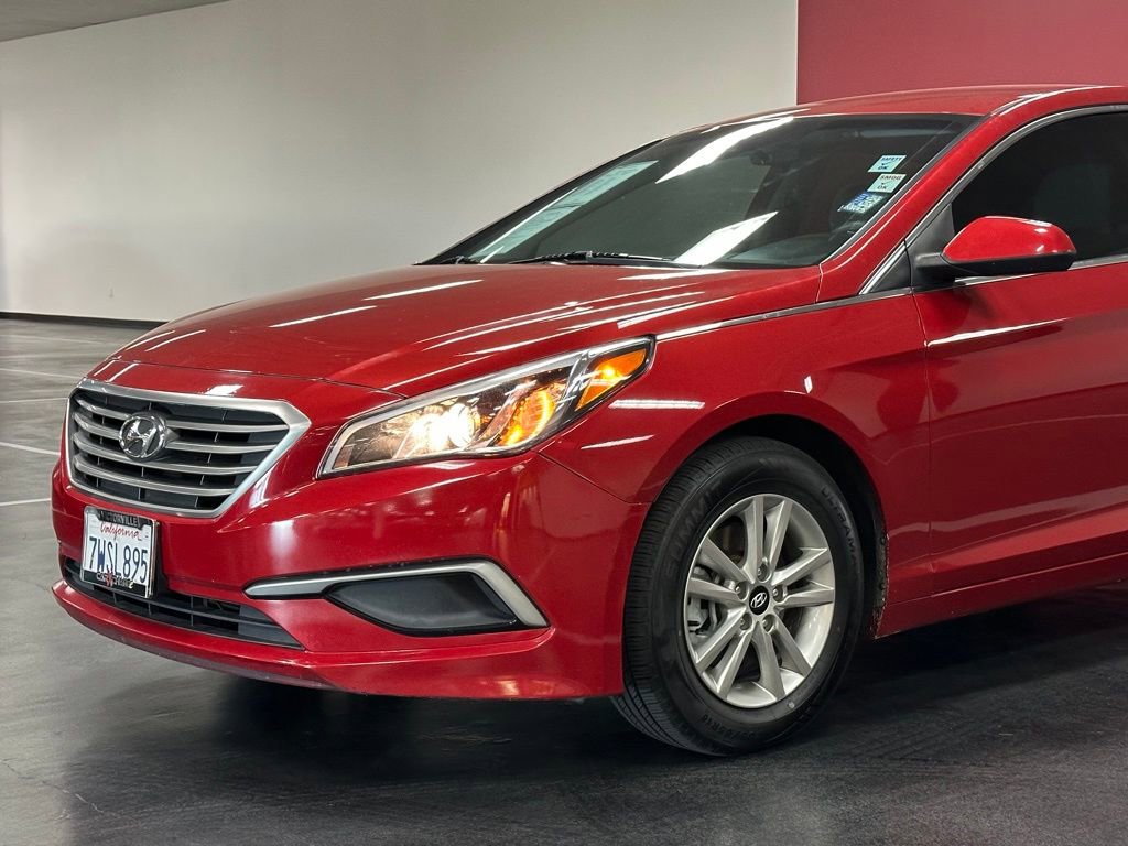 Used 2017 Hyundai Sonata SE image 11