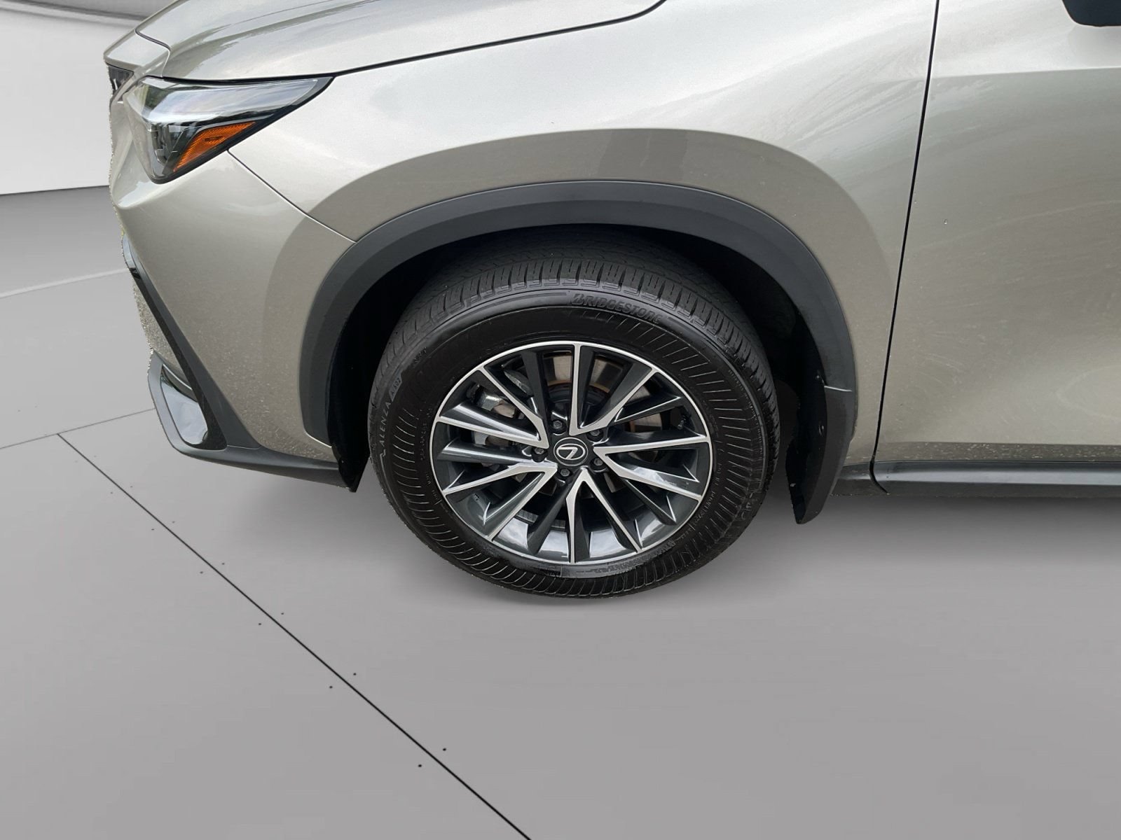 Used 2024 Lexus NX 350 AWD image 3