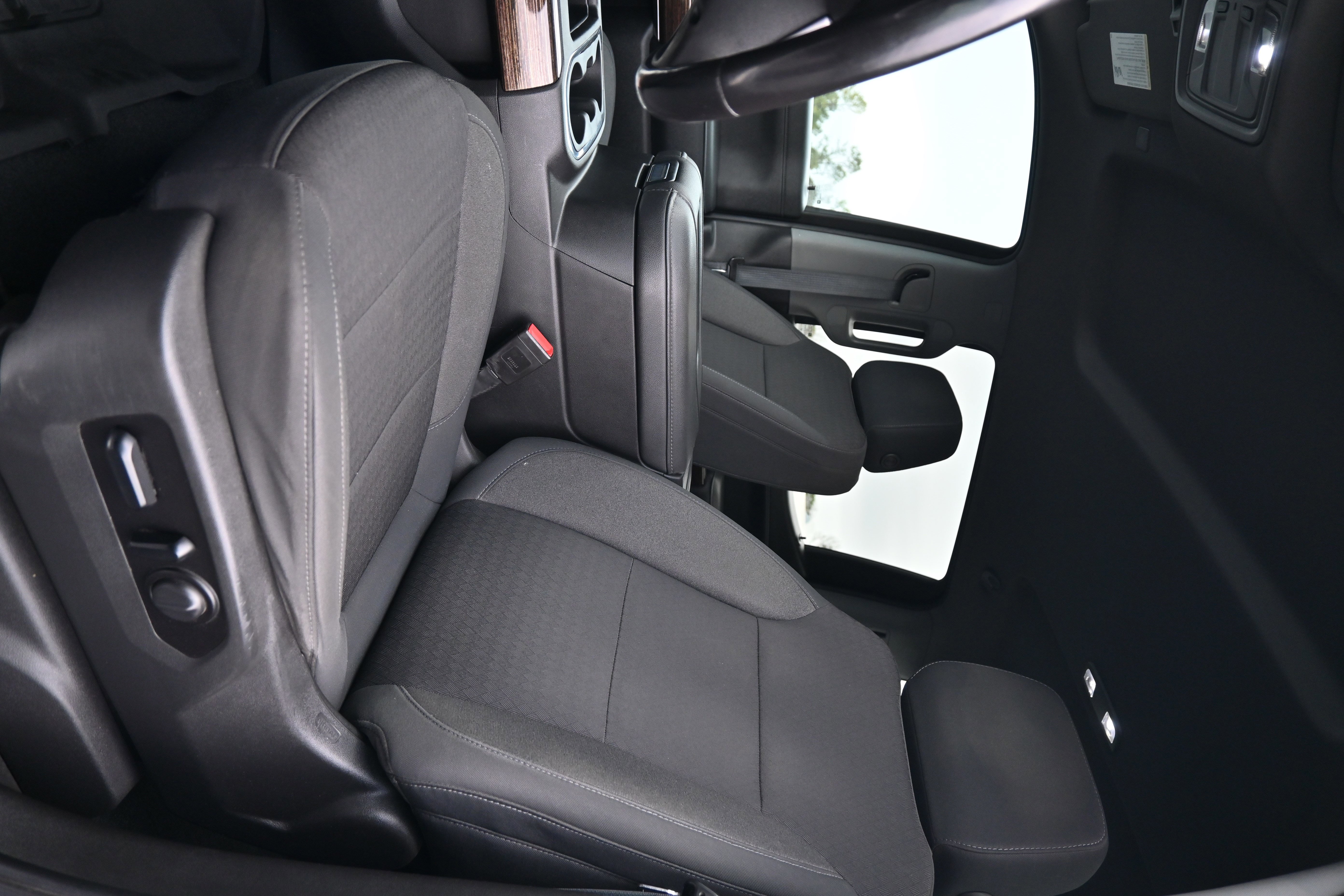 Used 2021 GMC Sierra 1500 Elevation image 17