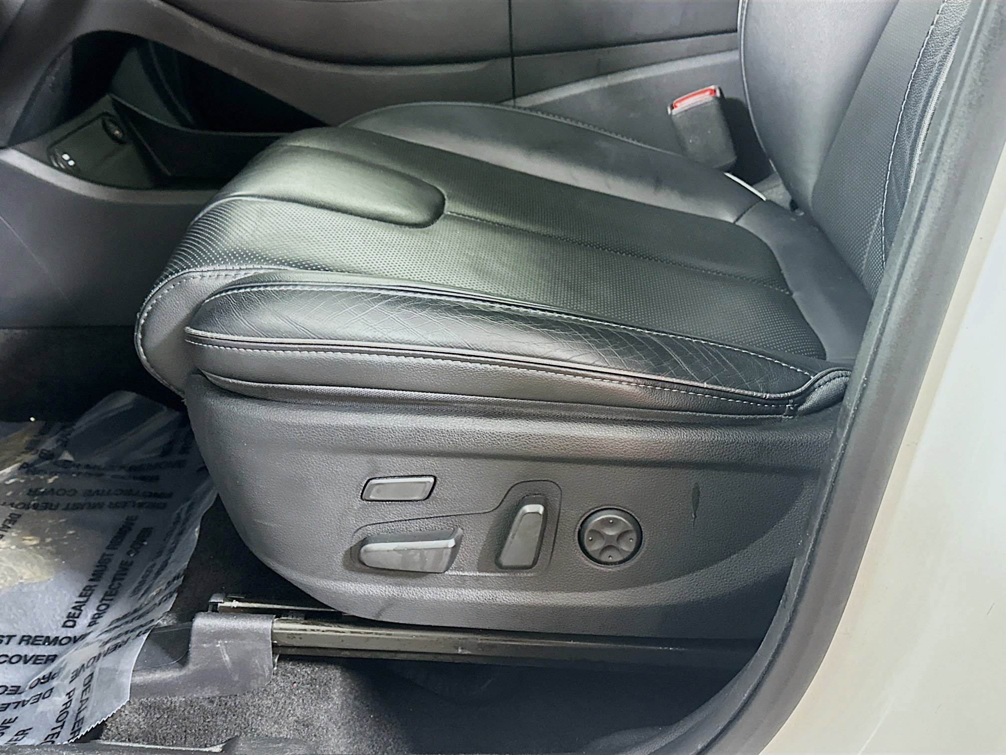 Certified 2023 Hyundai Santa Fe Limited image 19