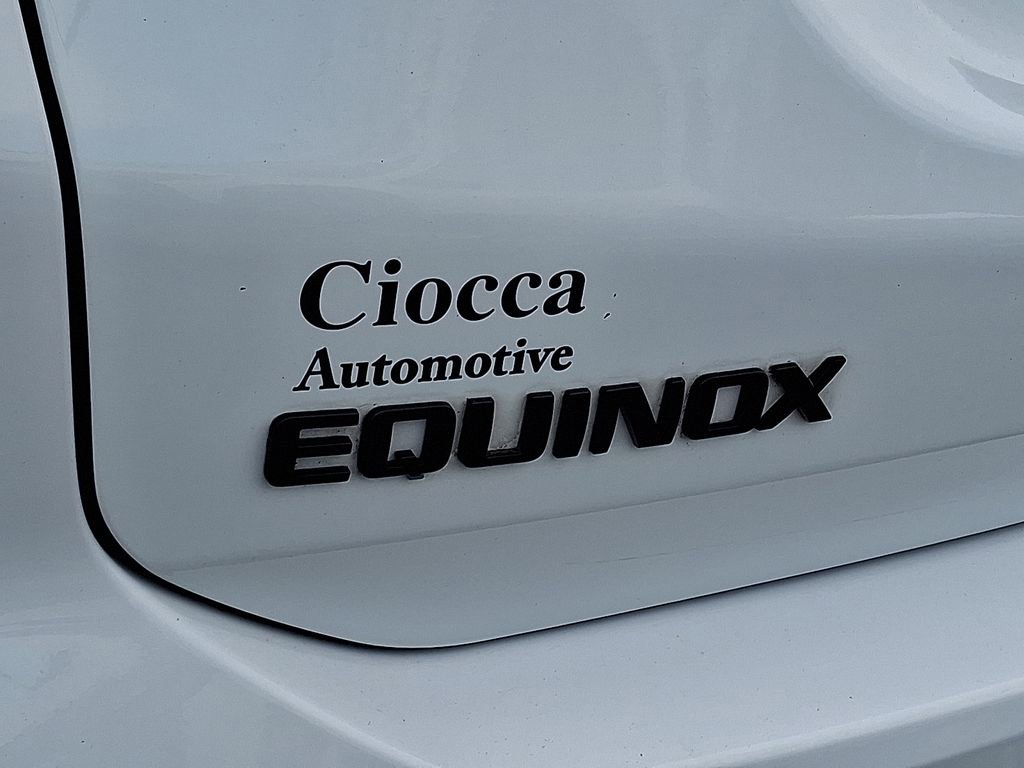 Used 2022 Chevrolet Equinox RS image 32