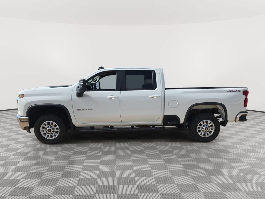 Used 2020 Chevrolet Silverado 2500 LT AWD/4WD image 4