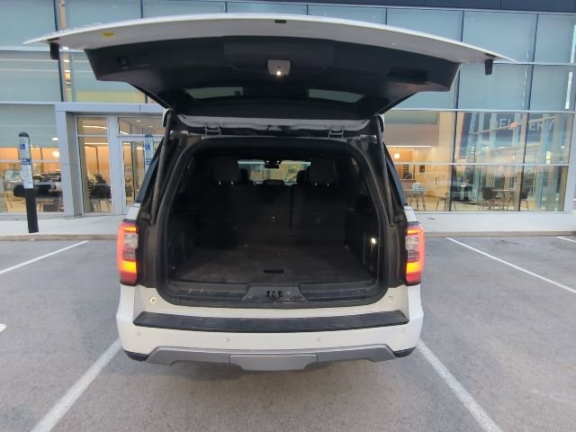 Used 2021 Ford Expedition Max Limited image 5
