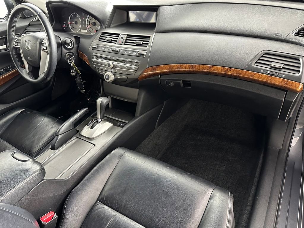 Used 2011 Honda Accord EX-L image 19