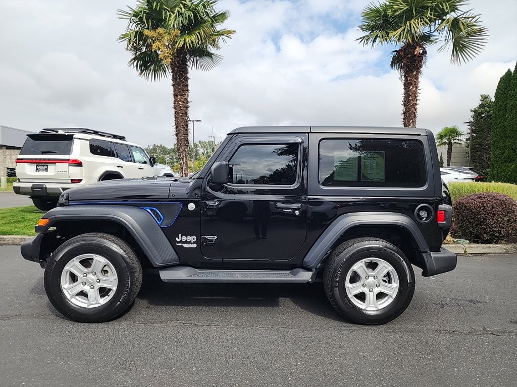 Used 2020 Jeep Wrangler Sport AWD/4WD image 2