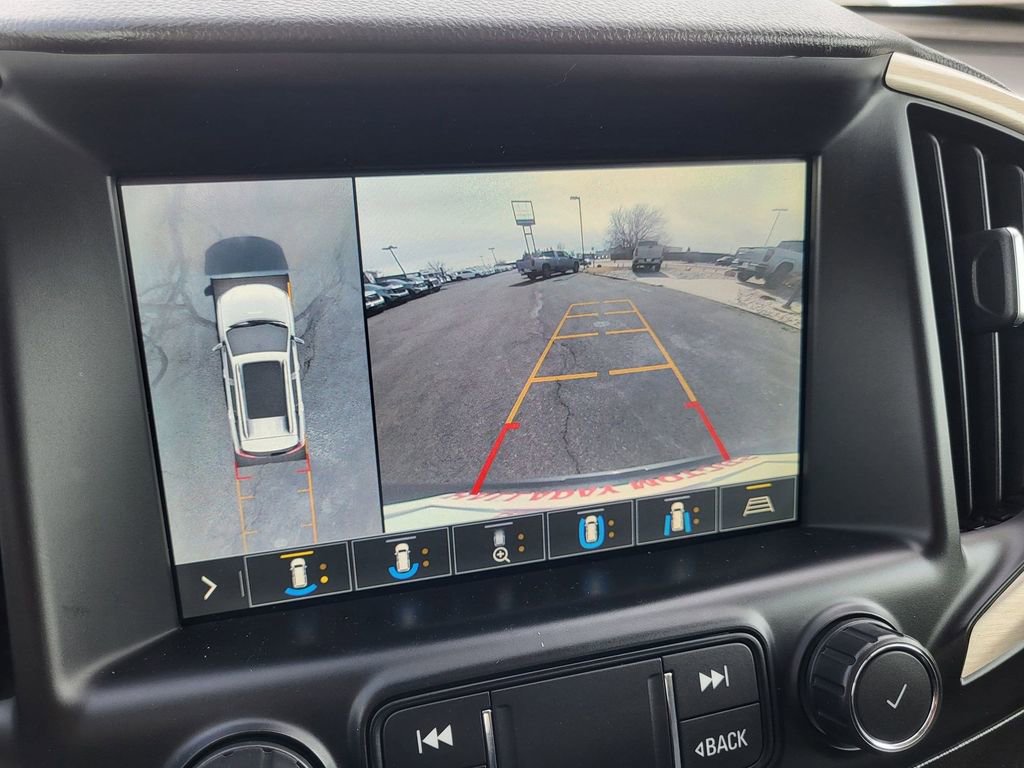 Used 2019 GMC Terrain Denali w/ Advanced Safety Package image 18