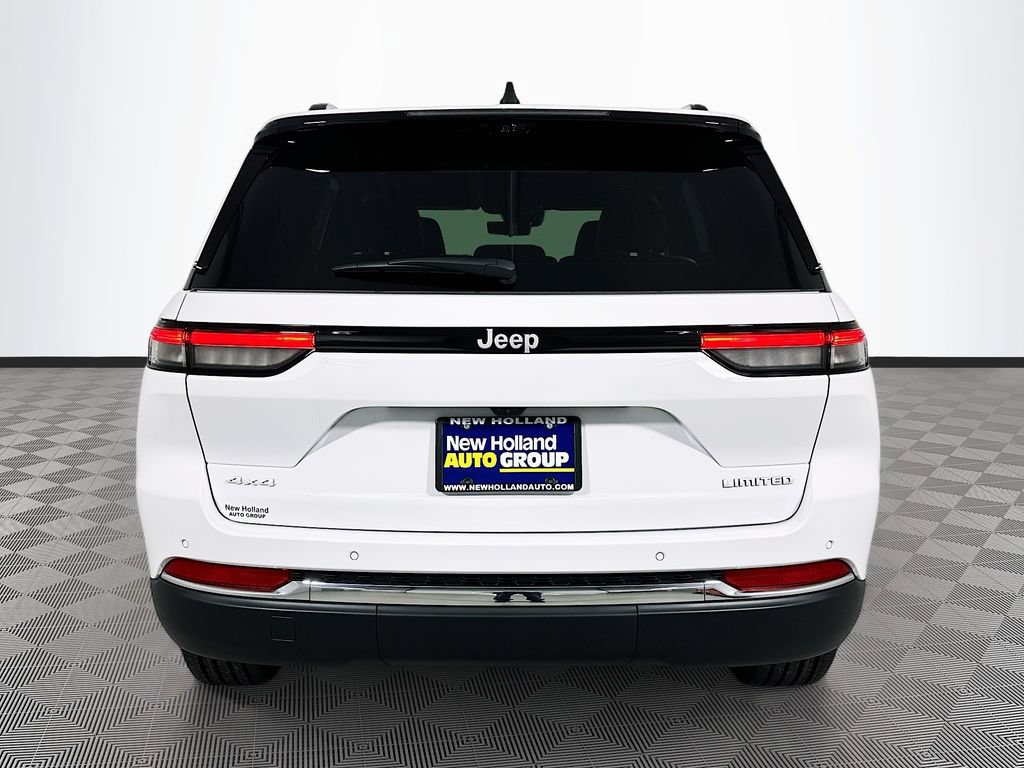 New 2025 Jeep Grand Cherokee Limited w/ Luxury Tech Group II AWD/4WD image 5