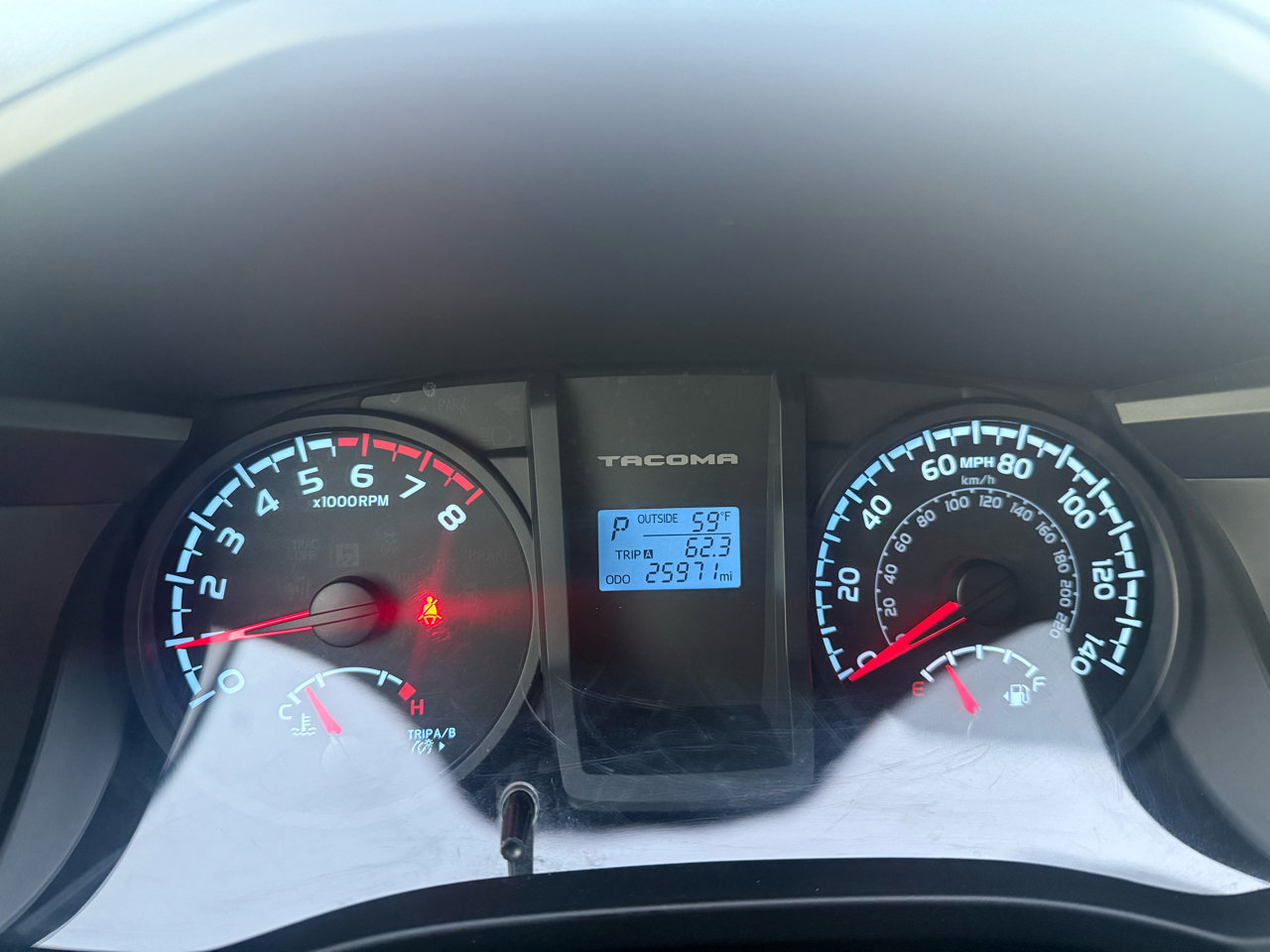 Used 2016 Toyota Tacoma SR RWD image 17
