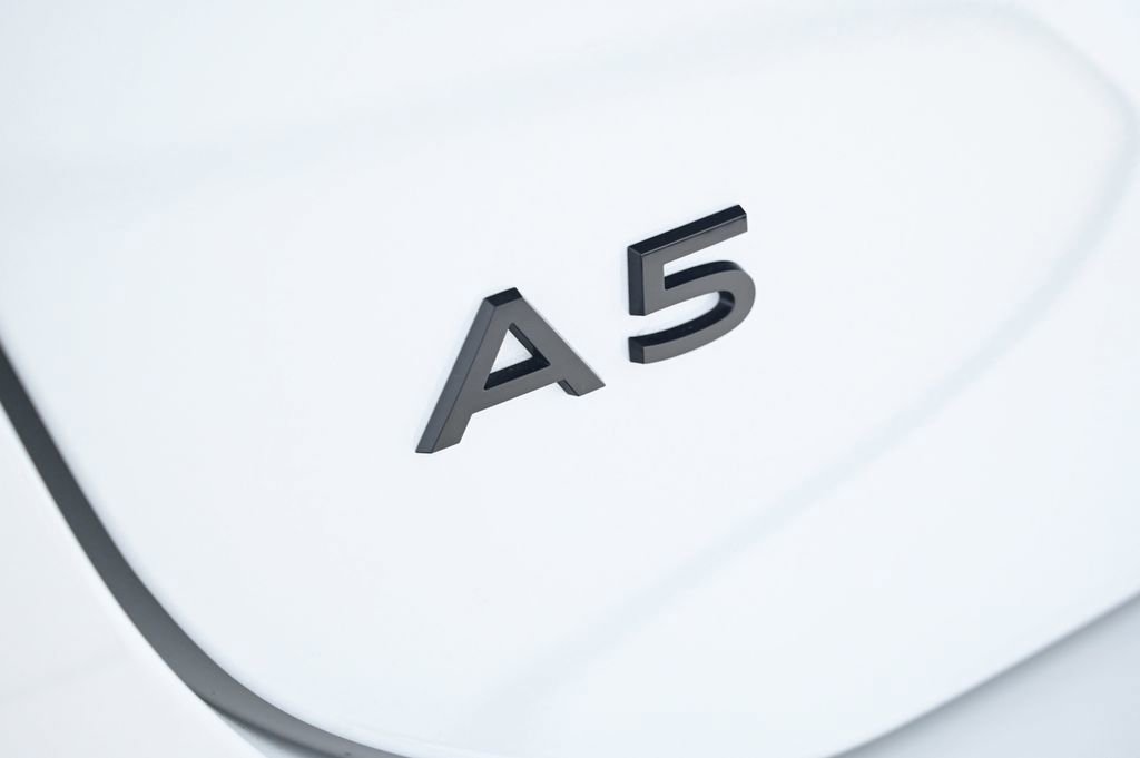 New 2025 Audi A5 2.0T Premium image 21