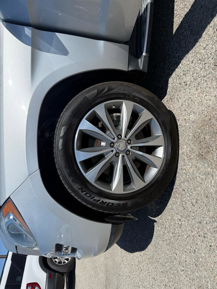 Used 2013 Mercedes-Benz GL 450 4MATIC image 31