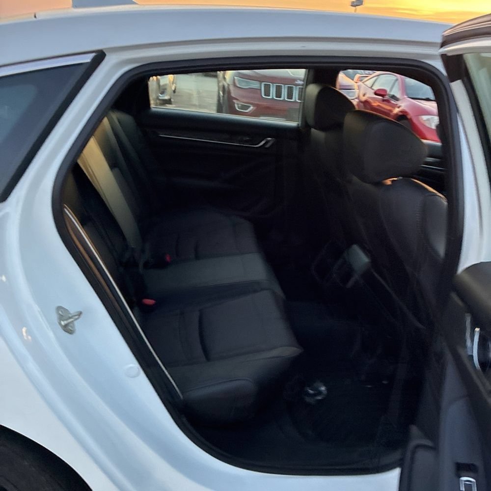 Used 2019 Honda Accord Sport image 10