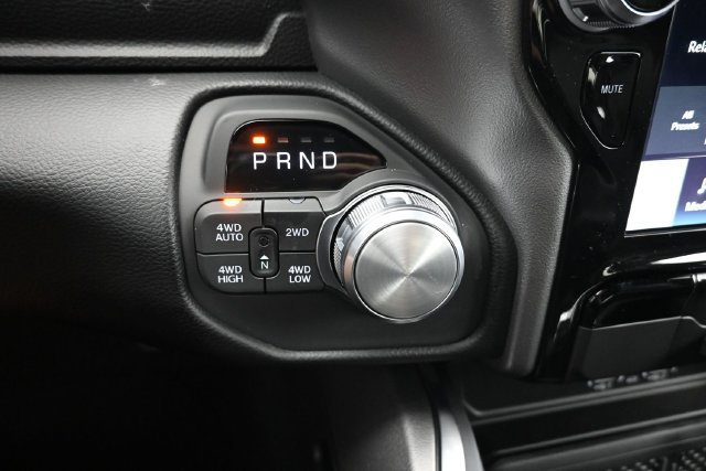 New 2027 RAM 1500 Laramie AWD/4WD image 9