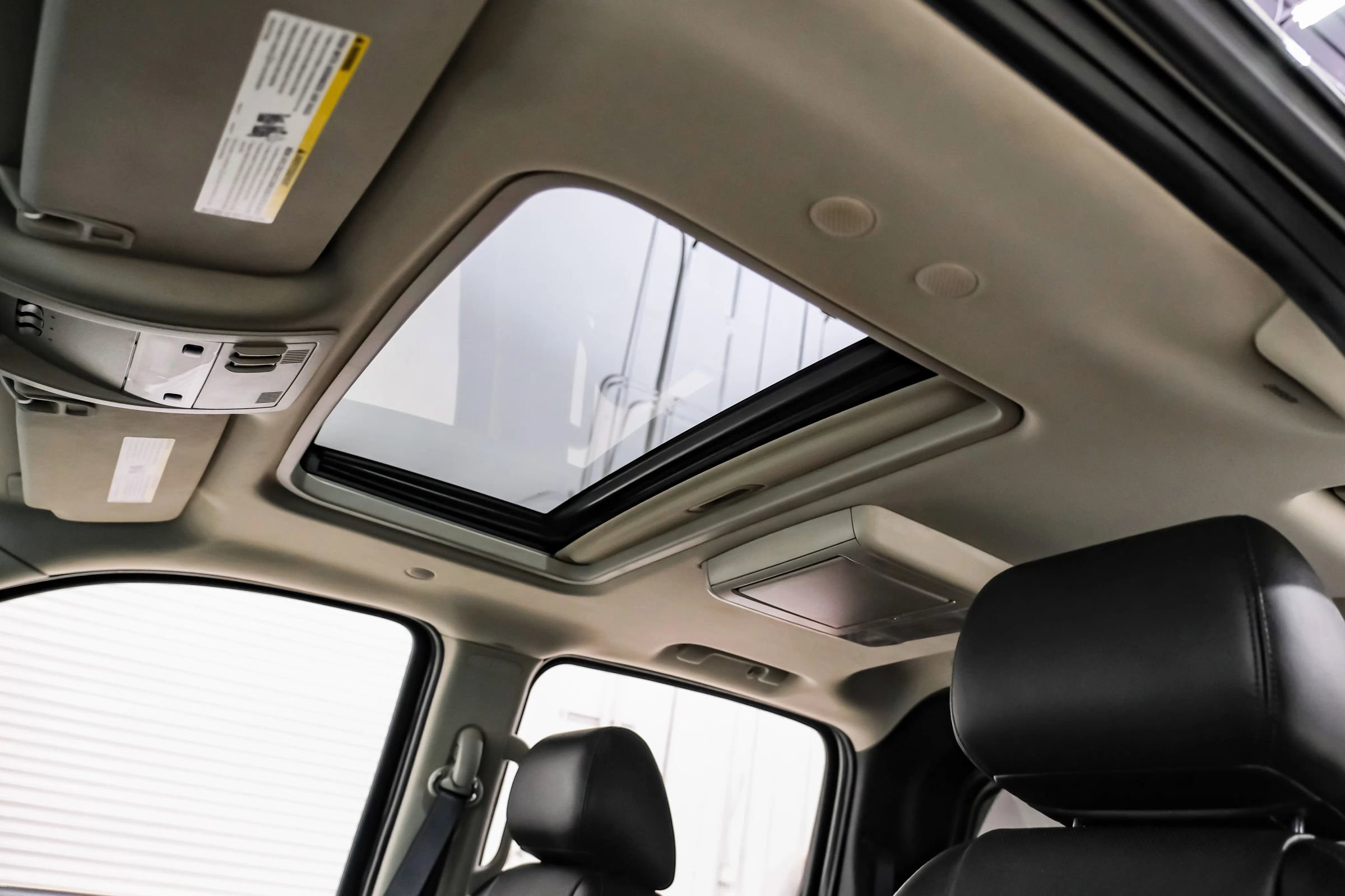 Used 2013 Cadillac Escalade EXT Premium AWD/4WD image 22