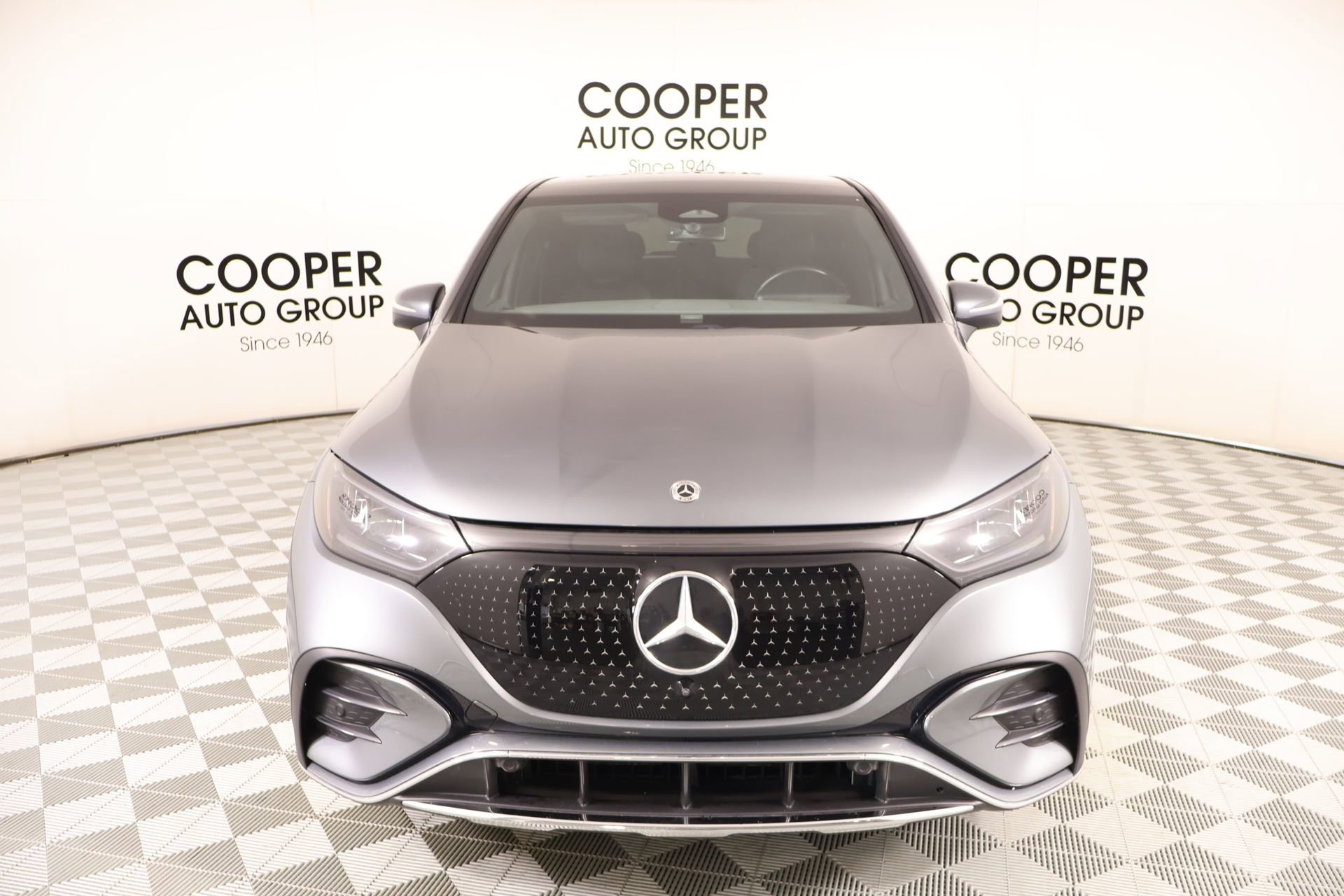 Used 2023 Mercedes-Benz EQE 350+ SUV image 8