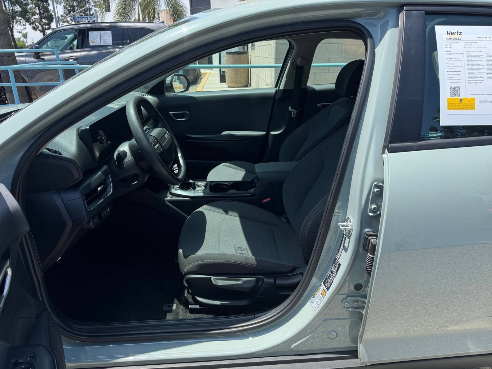 Used 2025 Kia K4 FWD image 27