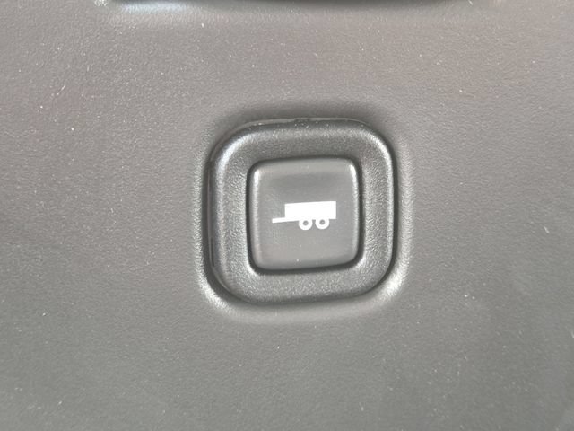 New 2026 Chevrolet Express 2500 w/ Driver Convenience Package RWD image 7