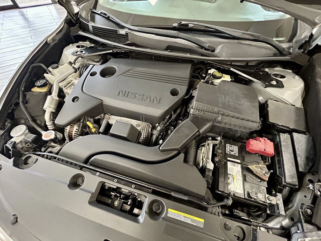 Used 2016 Nissan Altima 2.5 SR FWD image 18
