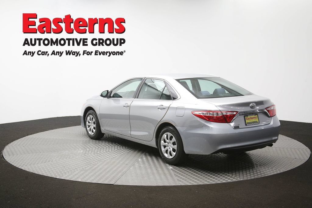 Used 2017 Toyota Camry LE FWD image 63