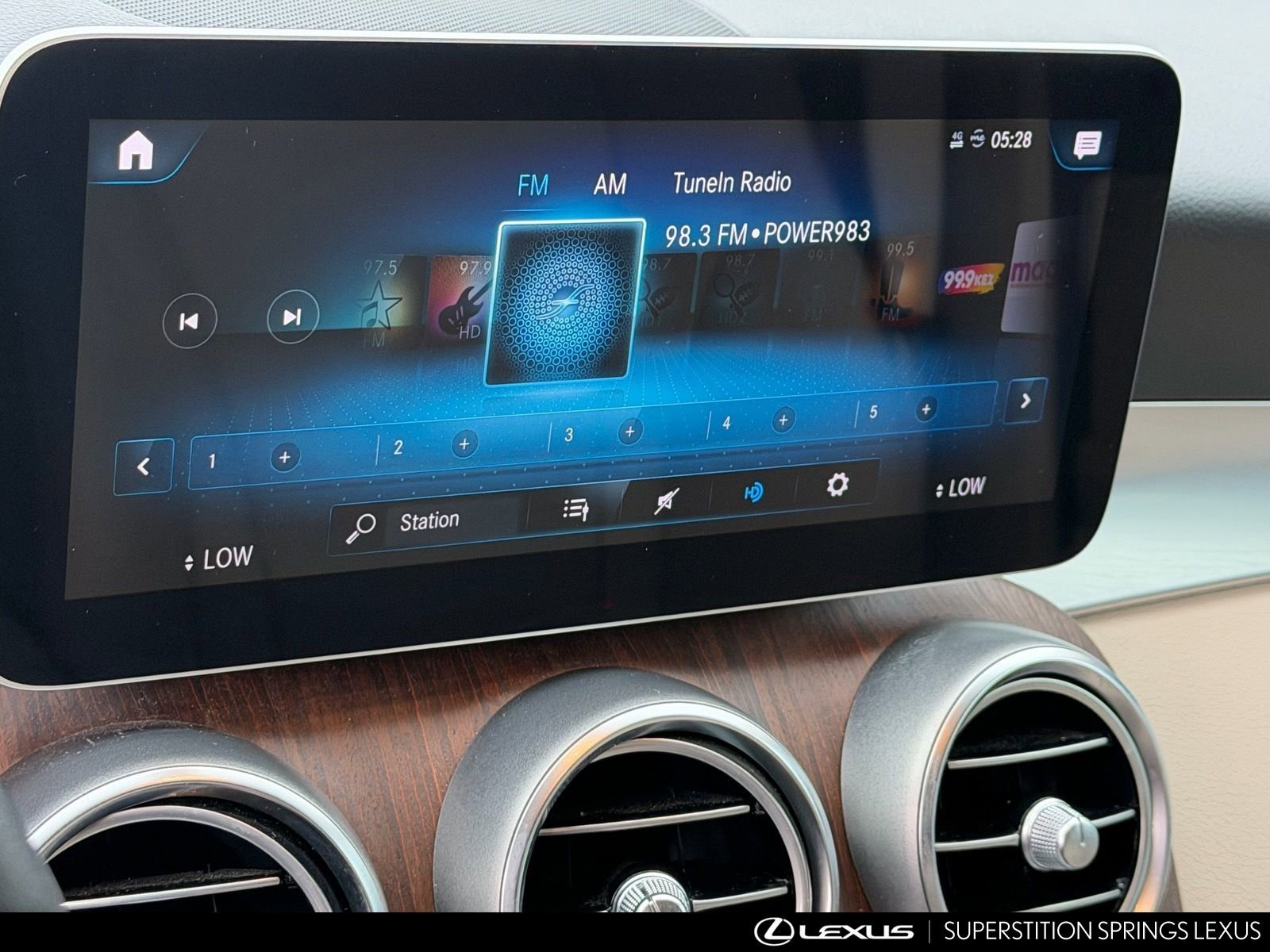 Used 2020 Mercedes-Benz GLC 300 image 26