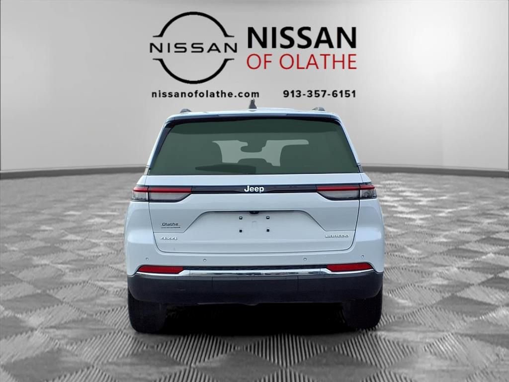 Used 2023 Jeep Grand Cherokee Laredo image 26