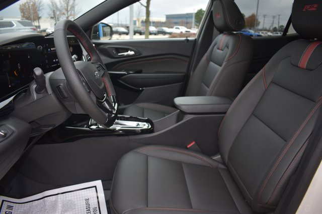 New 2026 Chevrolet Trax RS w/ Sunroof Package image 15