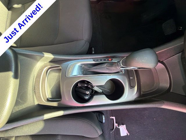 Used 2022 Chevrolet Malibu LS FWD image 27