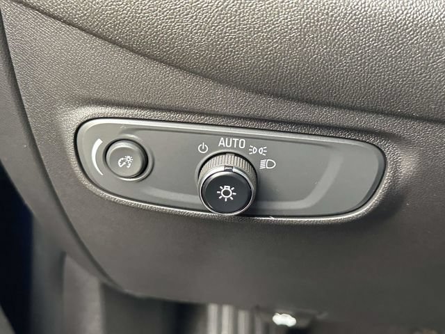 Used 2022 Chevrolet Equinox LT FWD image 13