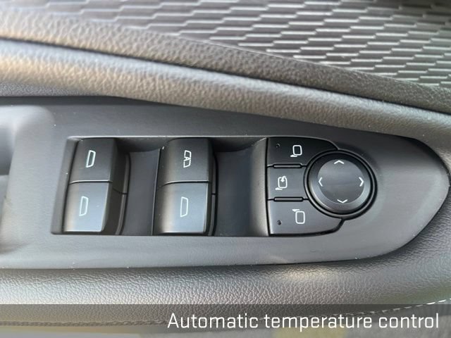 Used 2024 Chevrolet Blazer EV LT AWD/4WD image 26