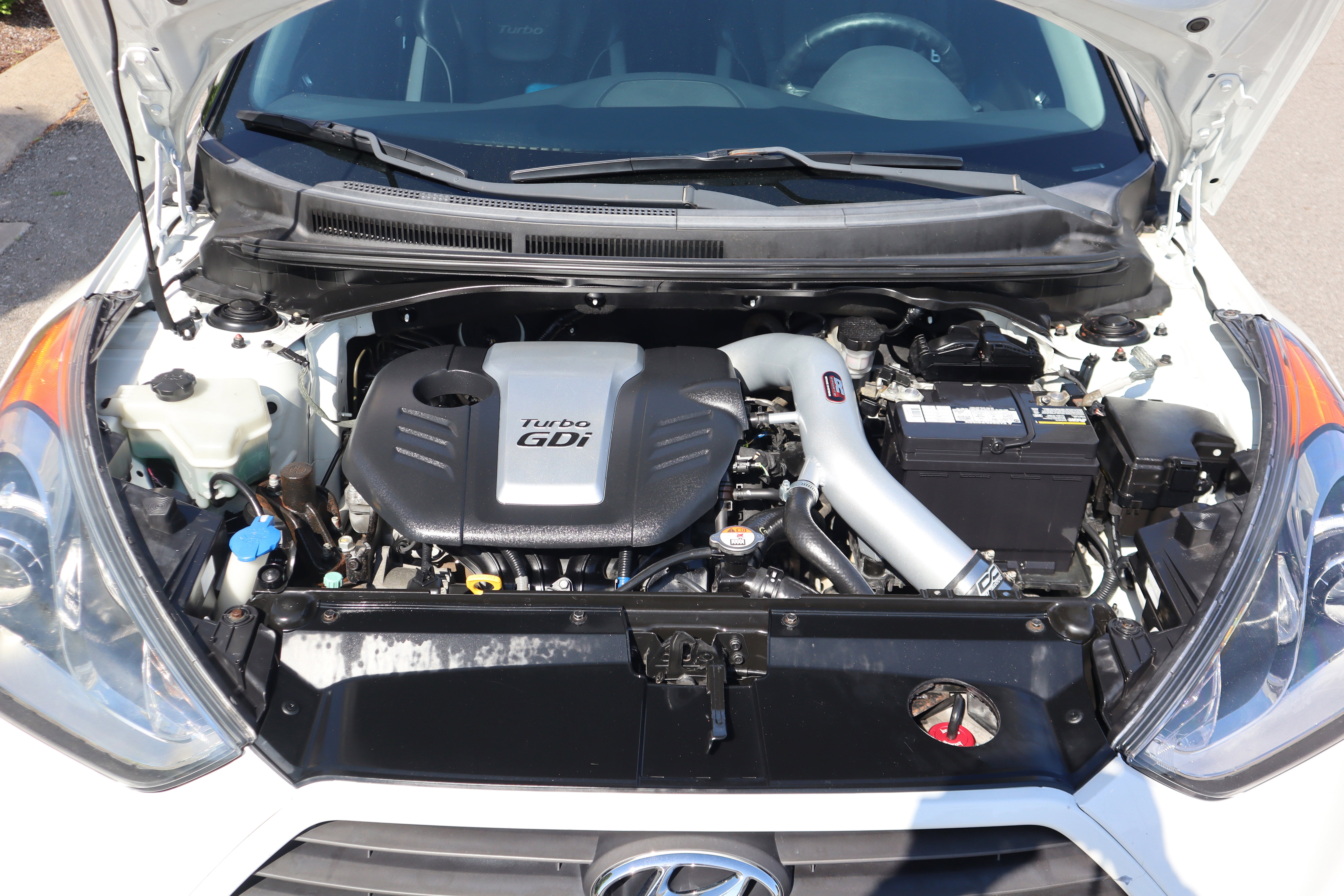Used 2013 Hyundai Veloster Turbo FWD image 29