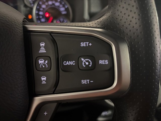 Used 2025 RAM 2500 Tradesman w/ Chrome Appearance Group image 27