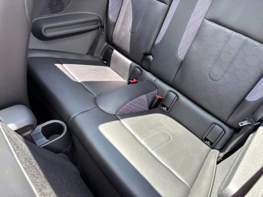 Certified 2025 MINI Cooper S image 28