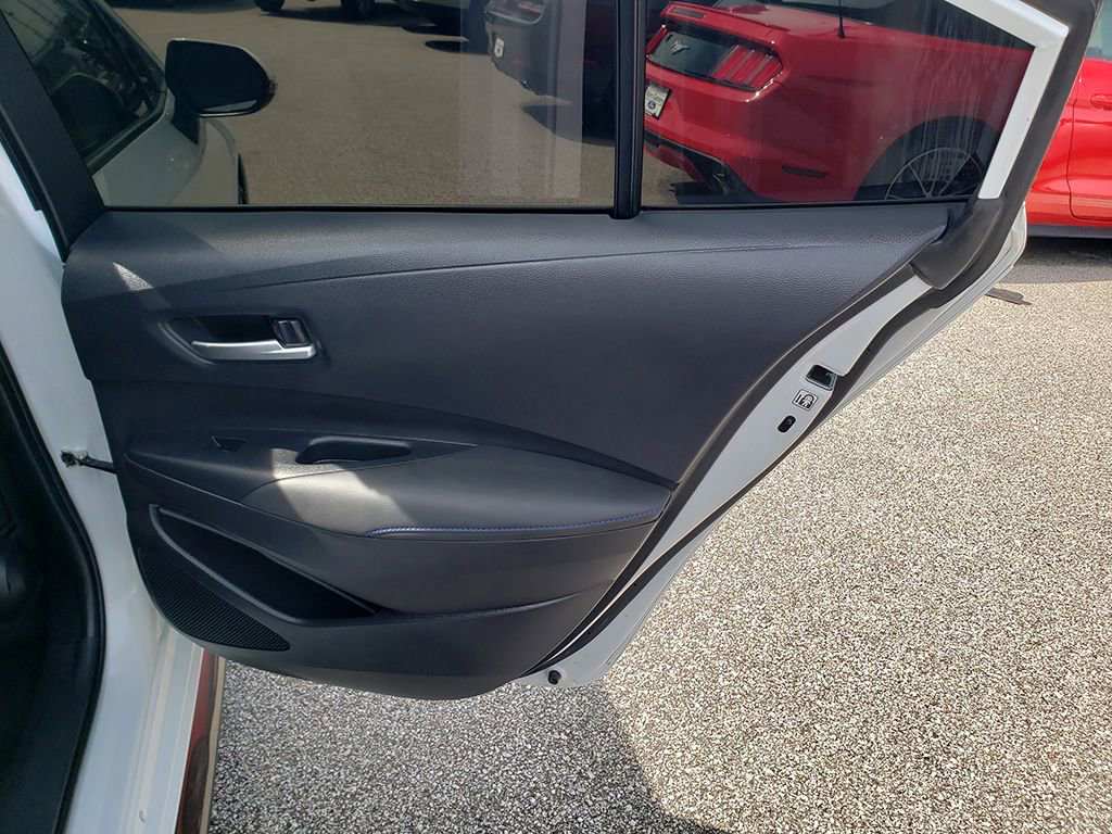 Used 2022 Toyota Corolla SE w/ SE Premium Package FWD image 18