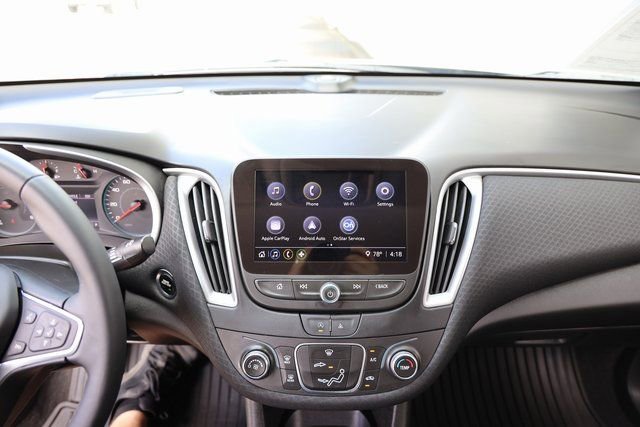 Used 2023 Chevrolet Malibu RS image 16