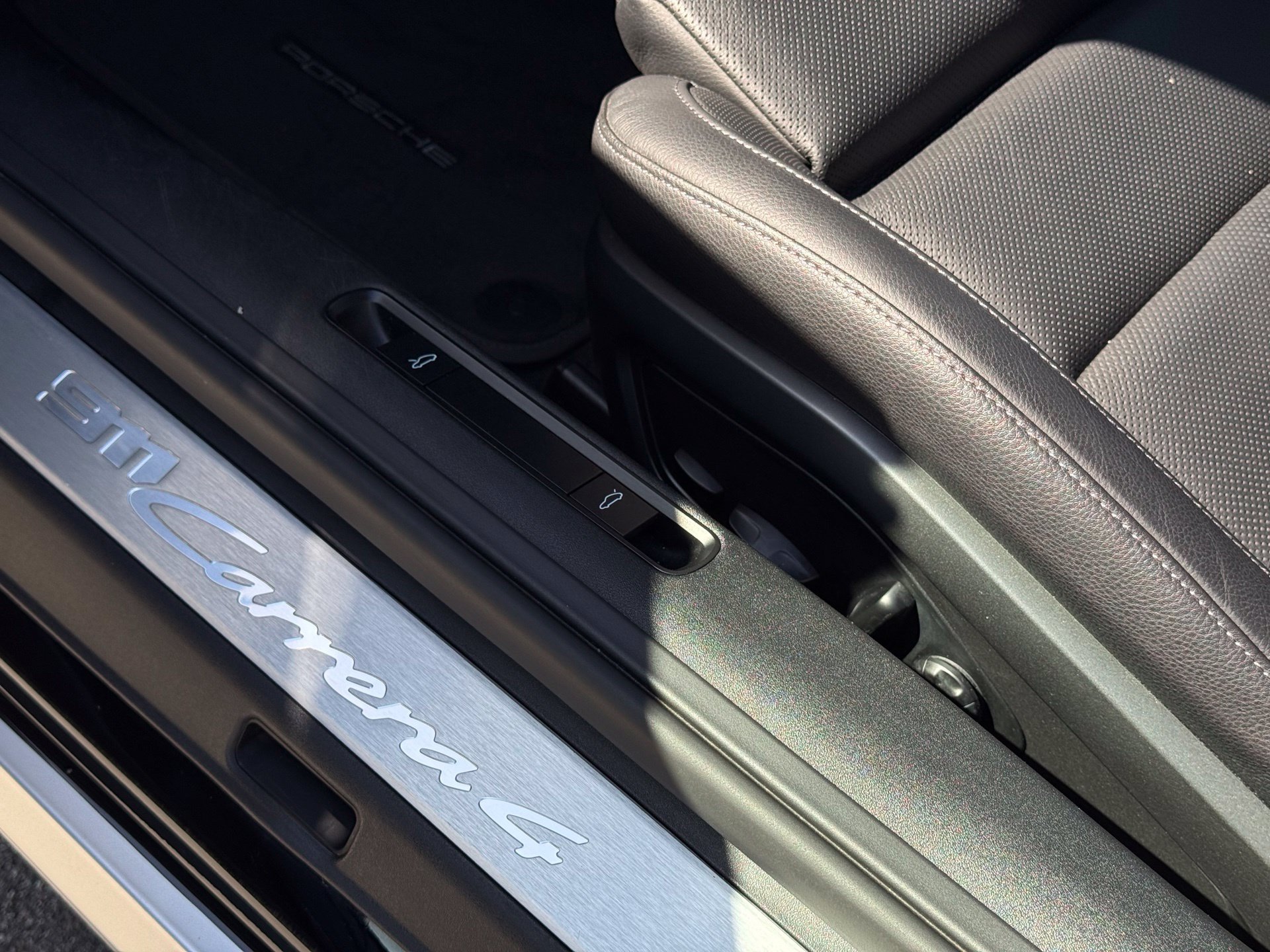 Certified 2021 Porsche 911 Carrera 4 AWD/4WD image 31