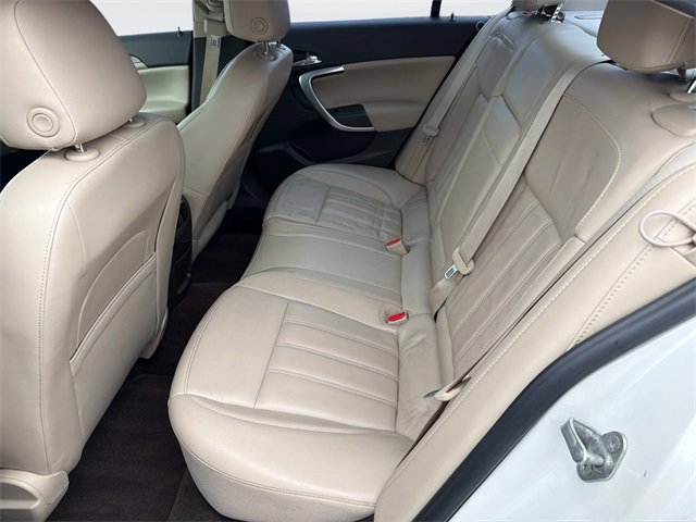 Used 2013 Buick Regal Leather image 14