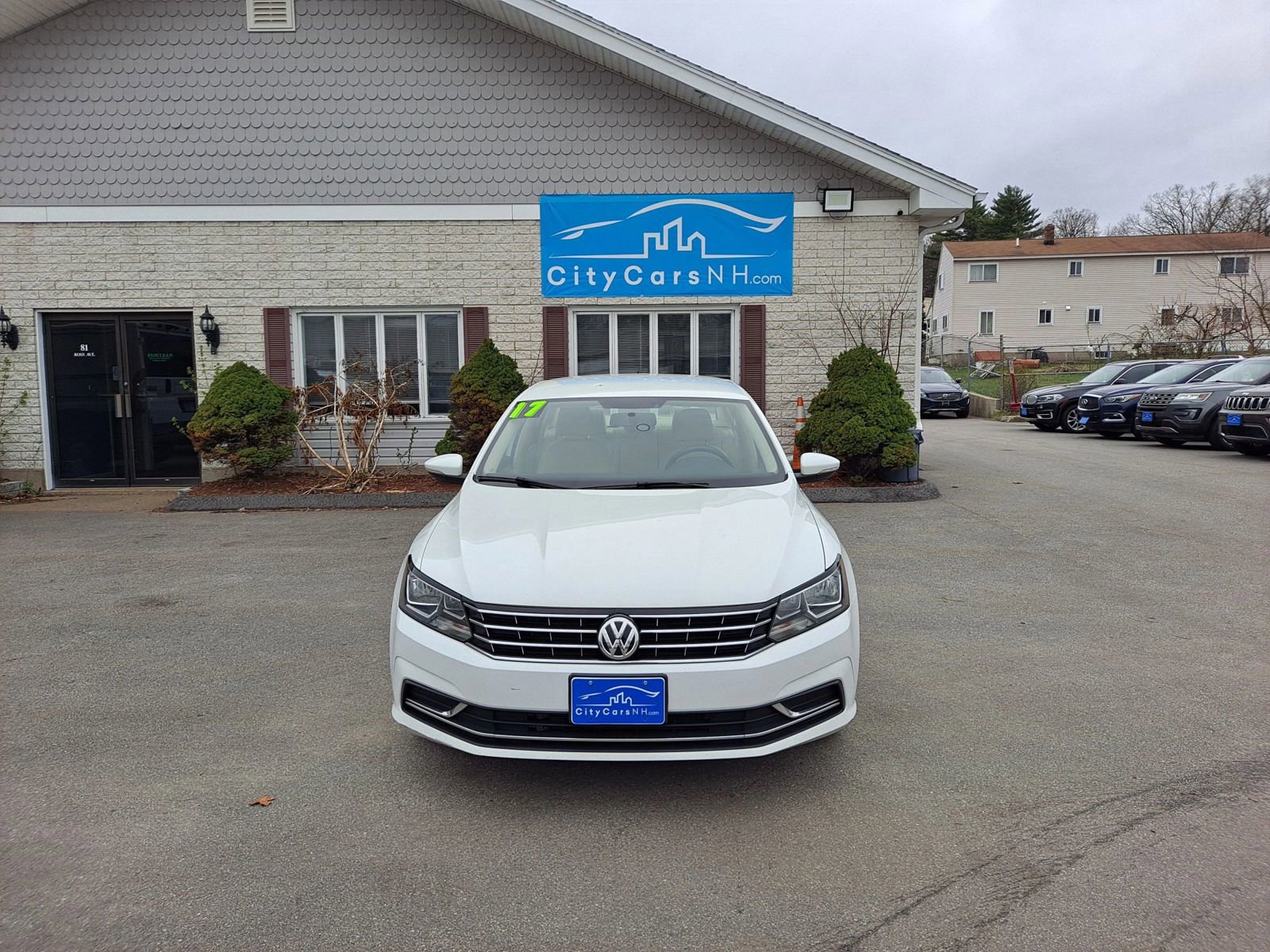Used 2017 Volkswagen Passat 1.8T S FWD image 3