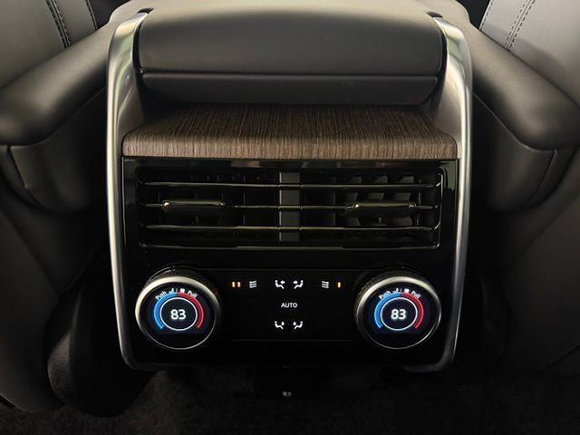 New 2025 Land Rover Range Rover SE image 21