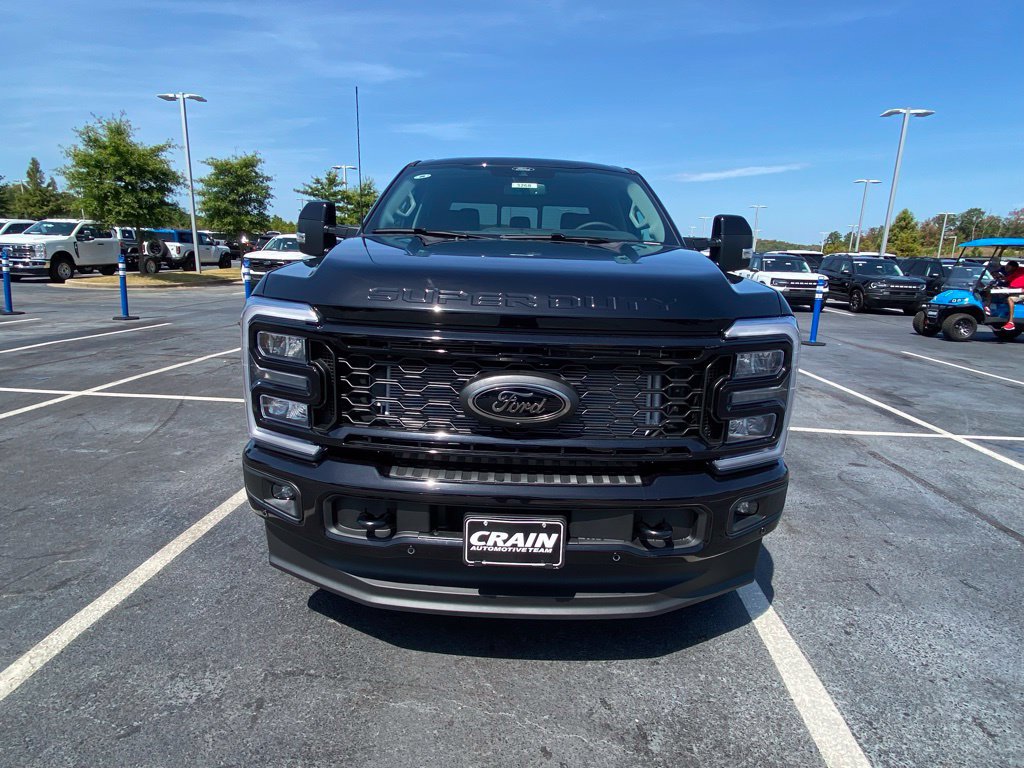 New 2026 Ford F350 Lariat w/ Black Appearance Package AWD/4WD image 2