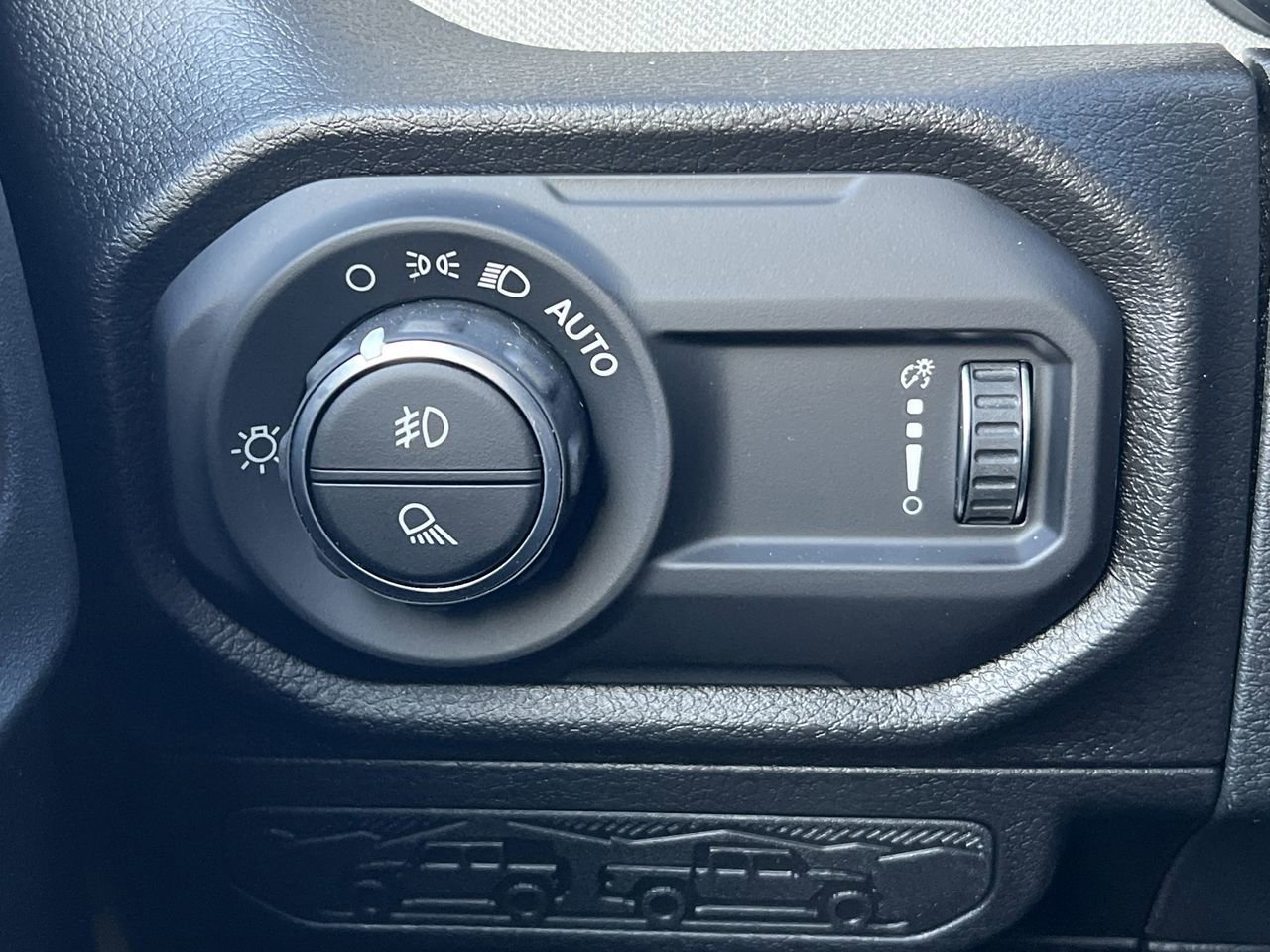 New 2026 Jeep Gladiator Sport AWD/4WD image 12