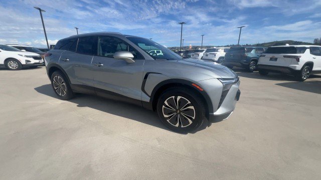 Used 2024 Chevrolet Blazer EV LT image 2