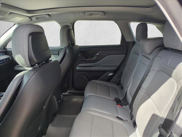 Used 2020 Lincoln Corsair Reserve w/ Equipment Group 201A AWD/4WD image 17